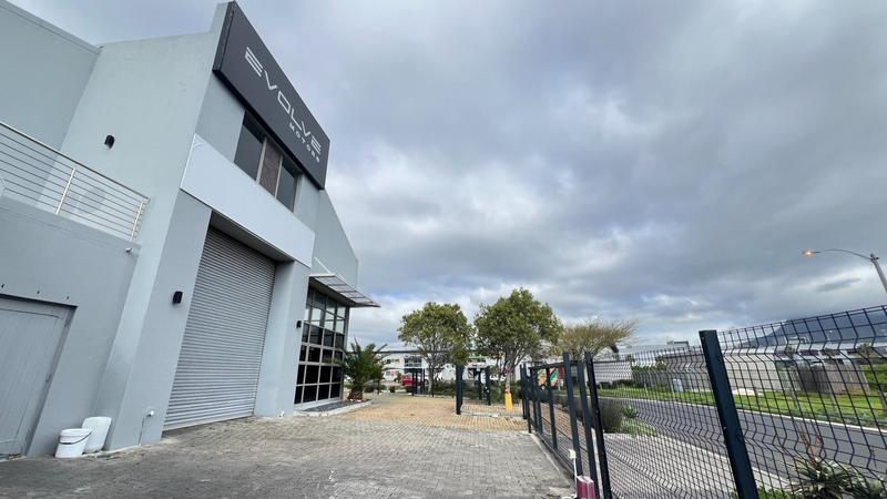 To Let commercial Property for Rent in Paarden Eiland Western Cape